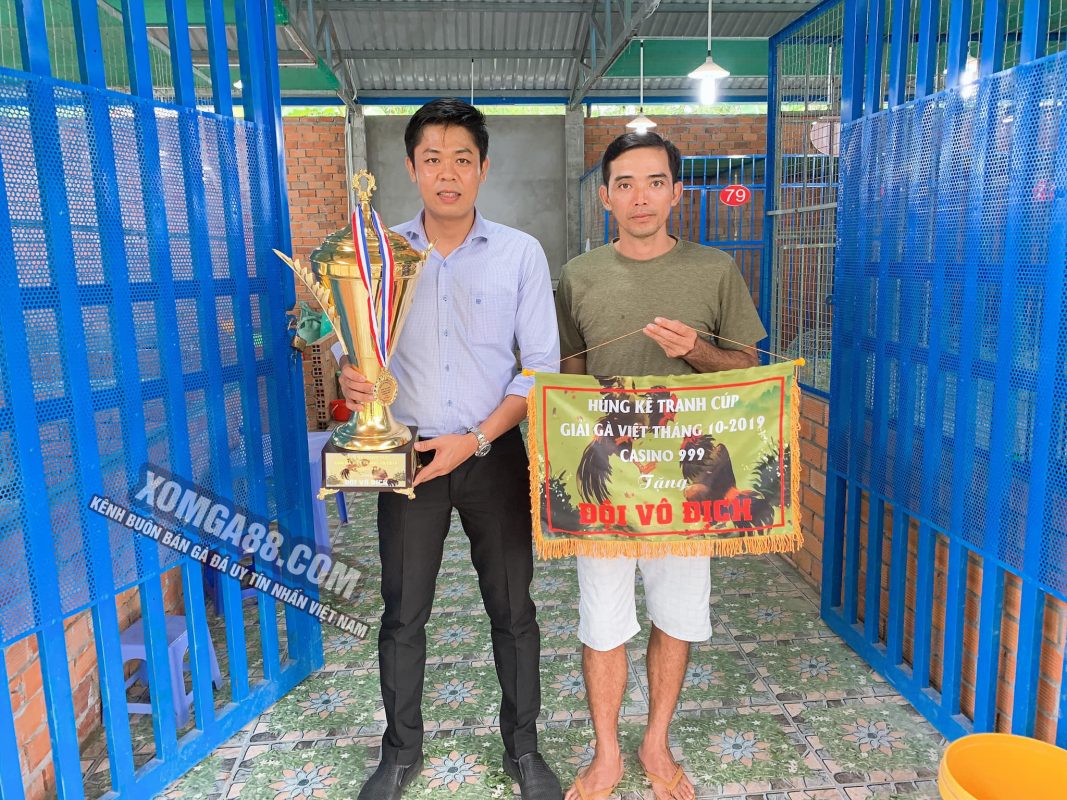 Trại gà Hưng Cần Thơ